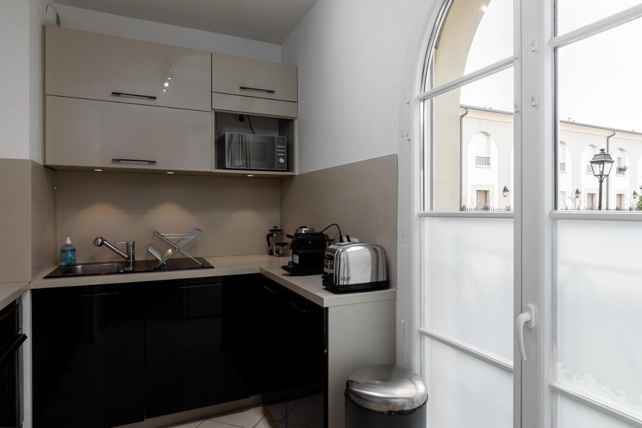 Apartment 2 Bedroomed Near Disneyland Paris With Garden Parking At سيري المظهر الخارجي الصورة